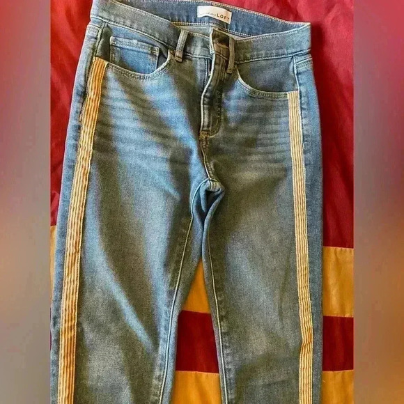NWOT Loft Curvy Side Stripe Mid-Rise Skinny Jeans Indigo Wash - Picture 3 of 9